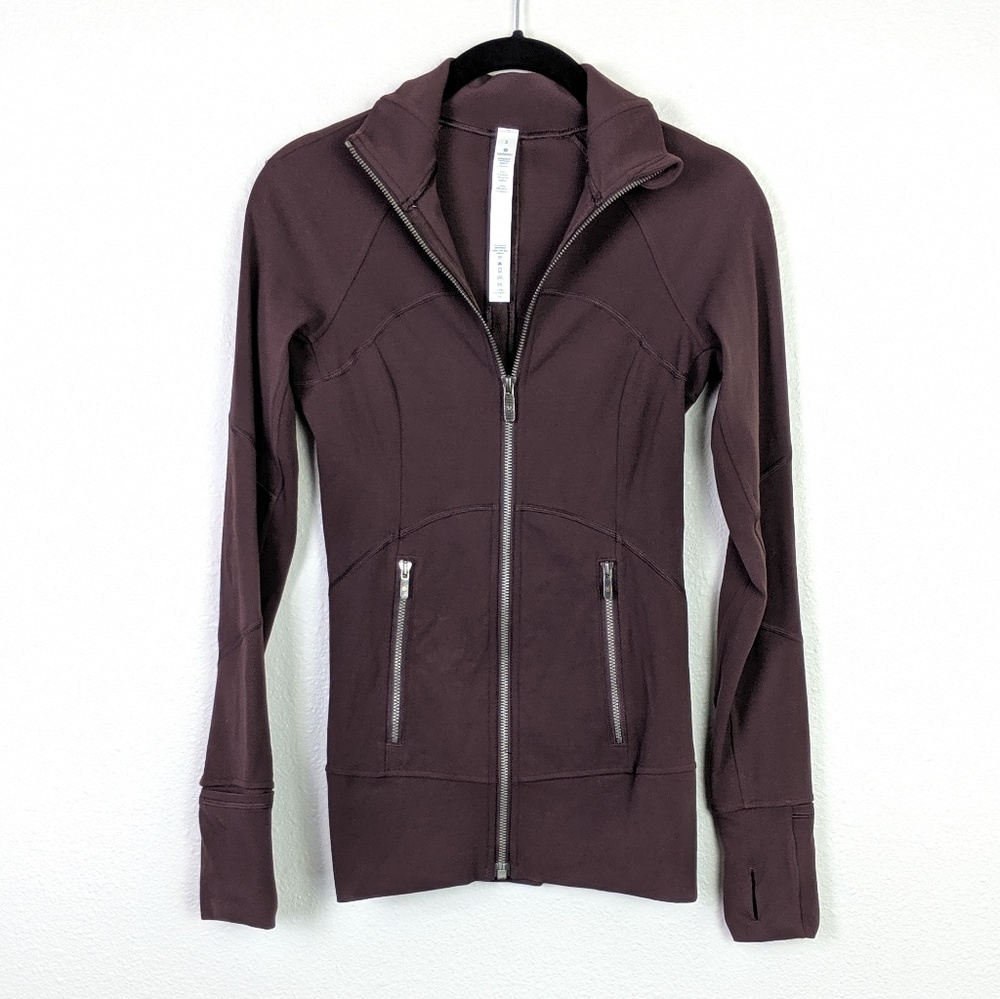 Lululemon Contour Jacket in Pelt Size 2